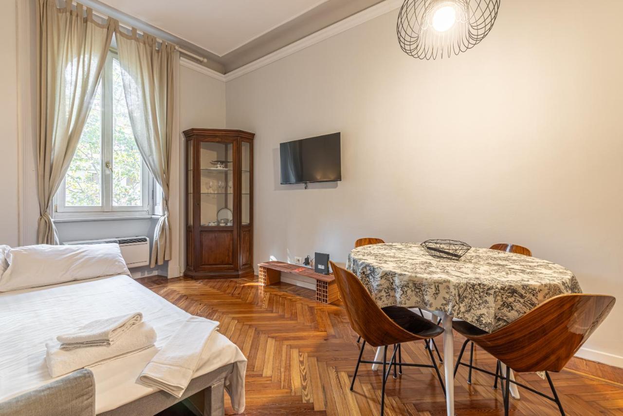 Monte Nero Charme Apartment Milano Exterior foto